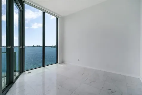 2900 NE 7th Avenue Miami FL 33137