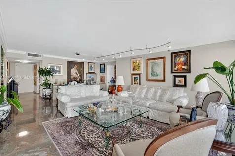 1717 N Bayshore Drive Miami FL 33132