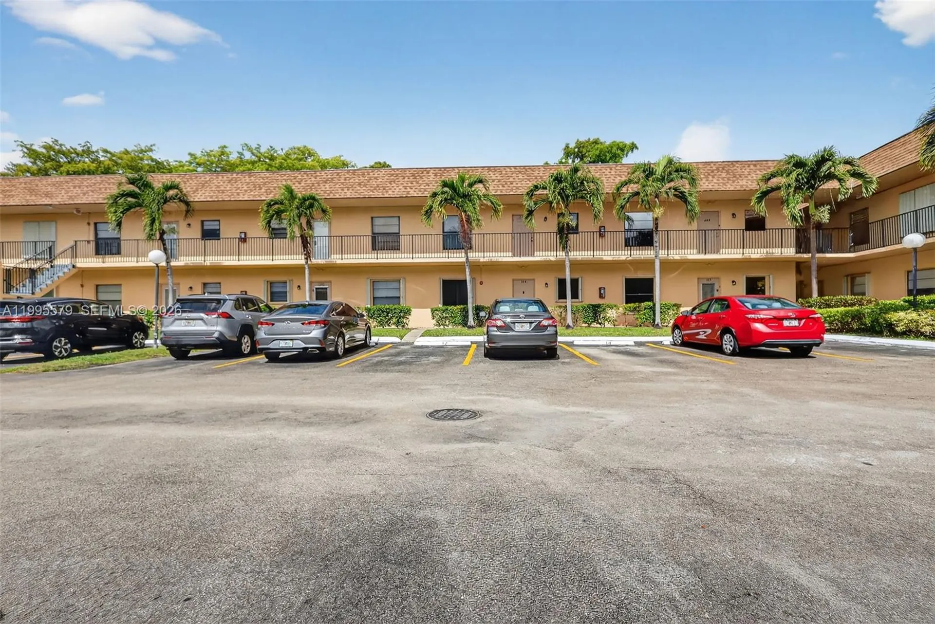 275 Gate Road Hollywood FL 33024