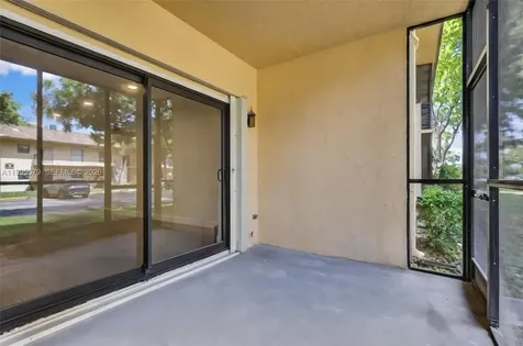 275 Gate Road Hollywood FL 33024