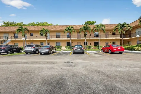 275 Gate Road Hollywood FL 33024