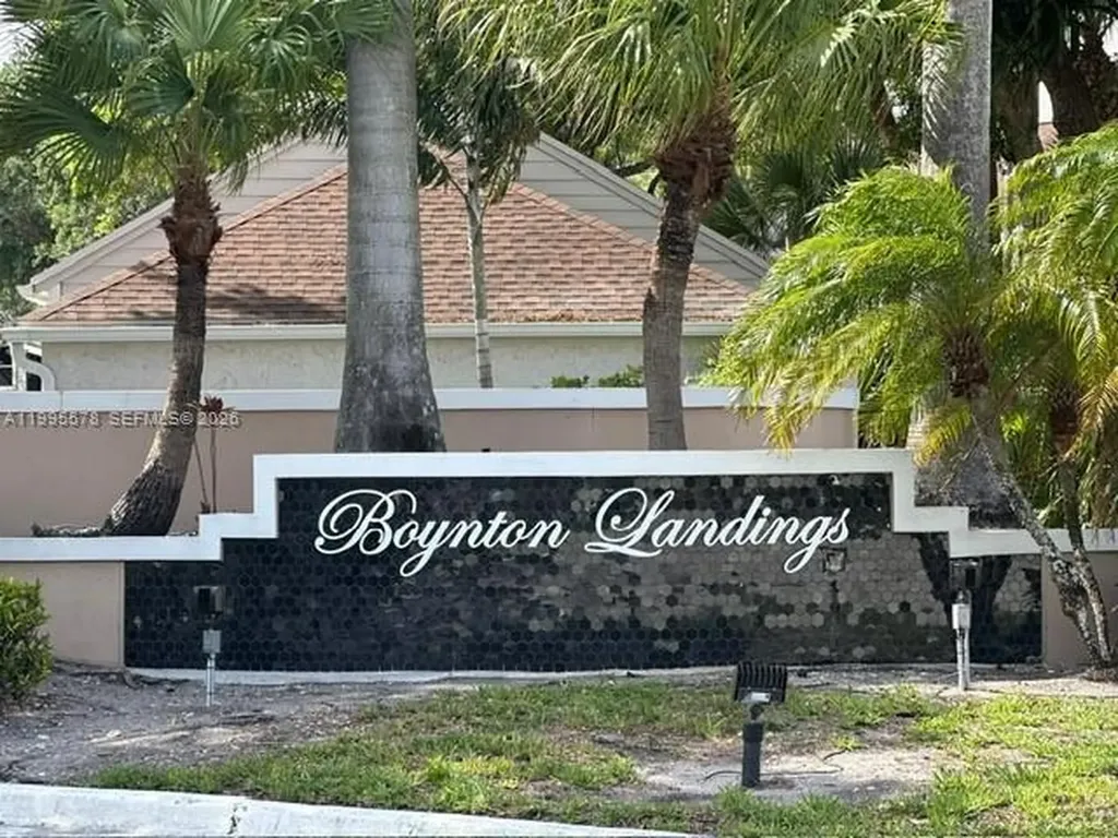 2303 N Congress Avenue Boynton Beach FL 33426