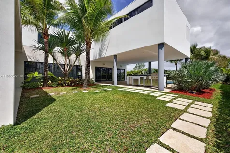 16709 Botaniko Drive North Weston FL 33326