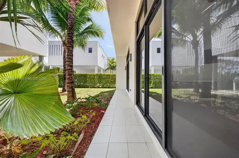 16709 Botaniko Drive North Weston FL 33326