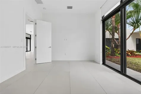 16709 Botaniko Drive North Weston FL 33326