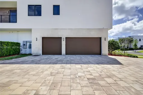16709 Botaniko Drive North Weston FL 33326