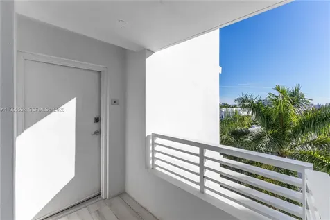 1133 102nd Street Bay Harbor Islands FL 33154