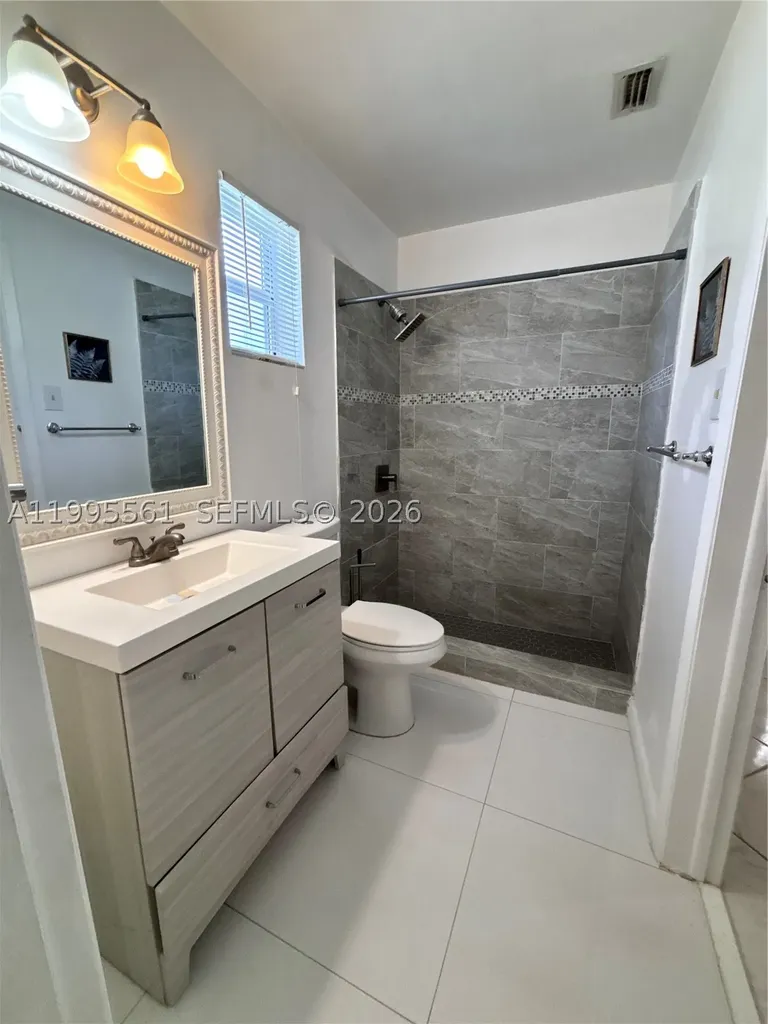 839 S Highland Drive Hollywood FL 33021