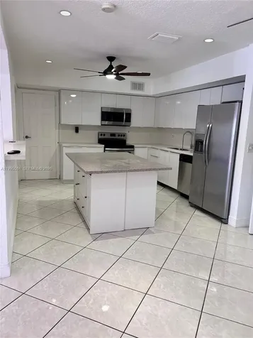 839 S Highland Drive Hollywood FL 33021