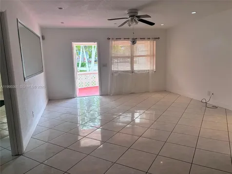 839 S Highland Drive Hollywood FL 33021