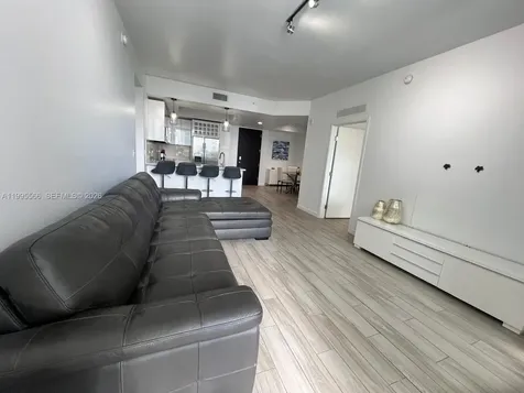 999 SW 1st Avenue Miami FL 33130