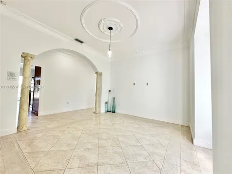 5023 NW 94th Doral Place Doral FL 33178