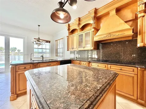 5023 NW 94th Doral Place Doral FL 33178