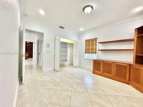 5023 NW 94th Doral Place Doral FL 33178