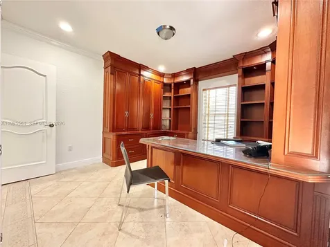 5023 NW 94th Doral Place Doral FL 33178