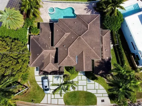 5023 NW 94th Doral Place Doral FL 33178