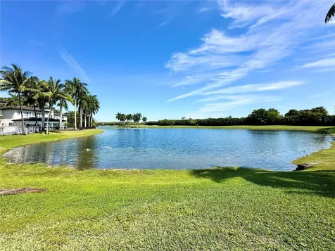 5023 NW 94th Doral Place Doral FL 33178