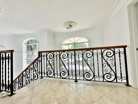 5023 NW 94th Doral Place Doral FL 33178