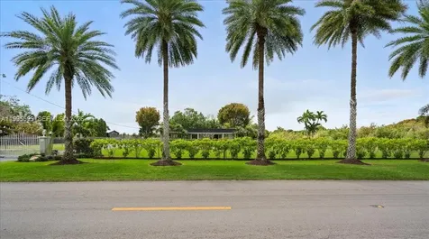 19800 SW 280 Street Homestead FL 33031