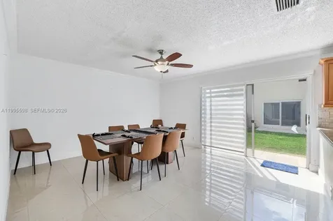 9602 NW 8th Circle Plantation FL 33324