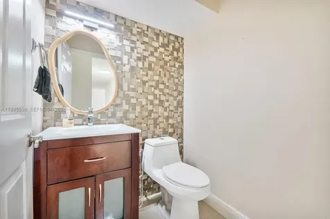 9602 NW 8th Circle Plantation FL 33324