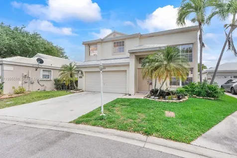9602 NW 8th Circle Plantation FL 33324