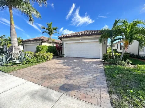 4016 Basket Oak Circle Vero Beach FL 32967