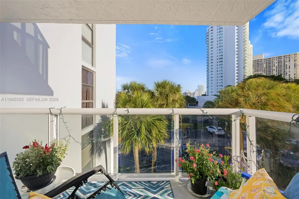 20515 E Country Club Drive Aventura FL 33180