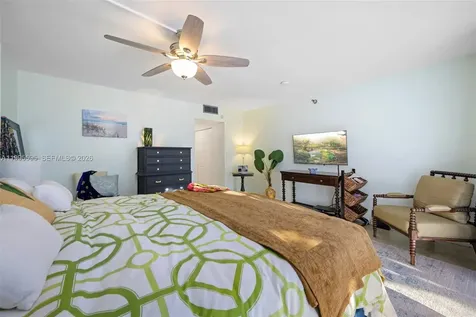 20515 E Country Club Drive Aventura FL 33180