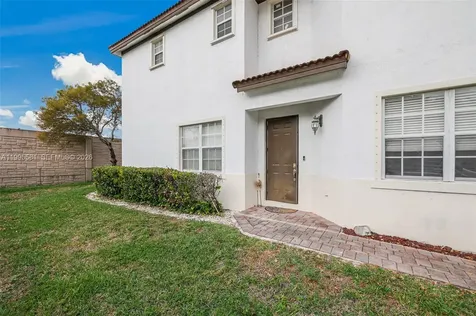 936 NE 29th Terrace Homestead FL 33033
