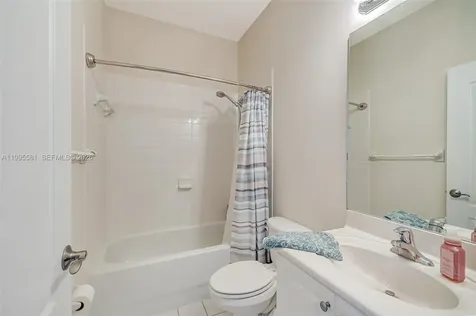 936 NE 29th Terrace Homestead FL 33033