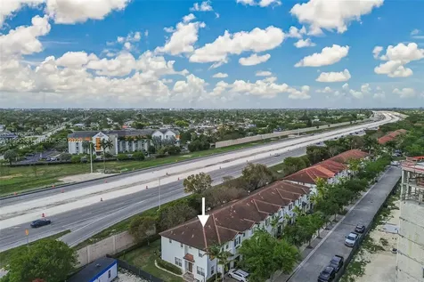 936 NE 29th Terrace Homestead FL 33033