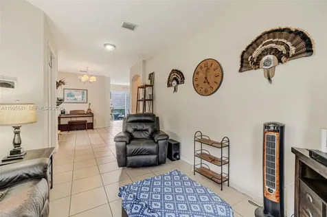 936 NE 29th Terrace Homestead FL 33033