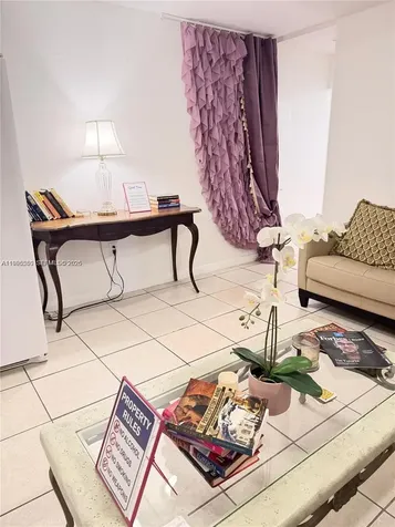 3 SW 7th Avenue Dania Beach FL 33004