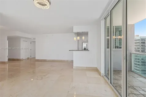 1250 S Miami Avenue Miami FL 33130