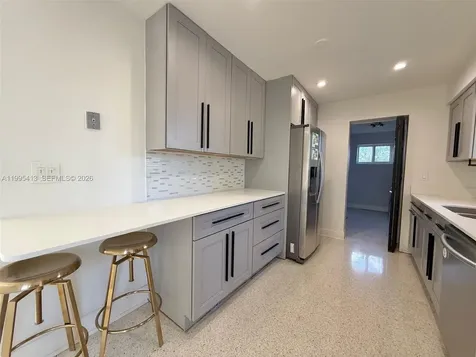 207 SW 12th Avenue Dania Beach FL 33004