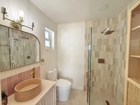 207 SW 12th Avenue Dania Beach FL 33004