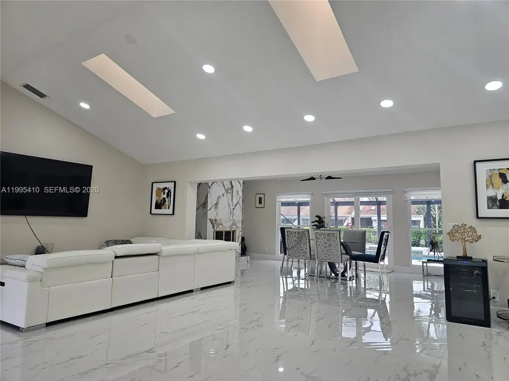 . Alford Court Palm Beach Gardens FL 33418