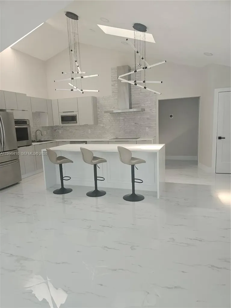 . Alford Court Palm Beach Gardens FL 33418