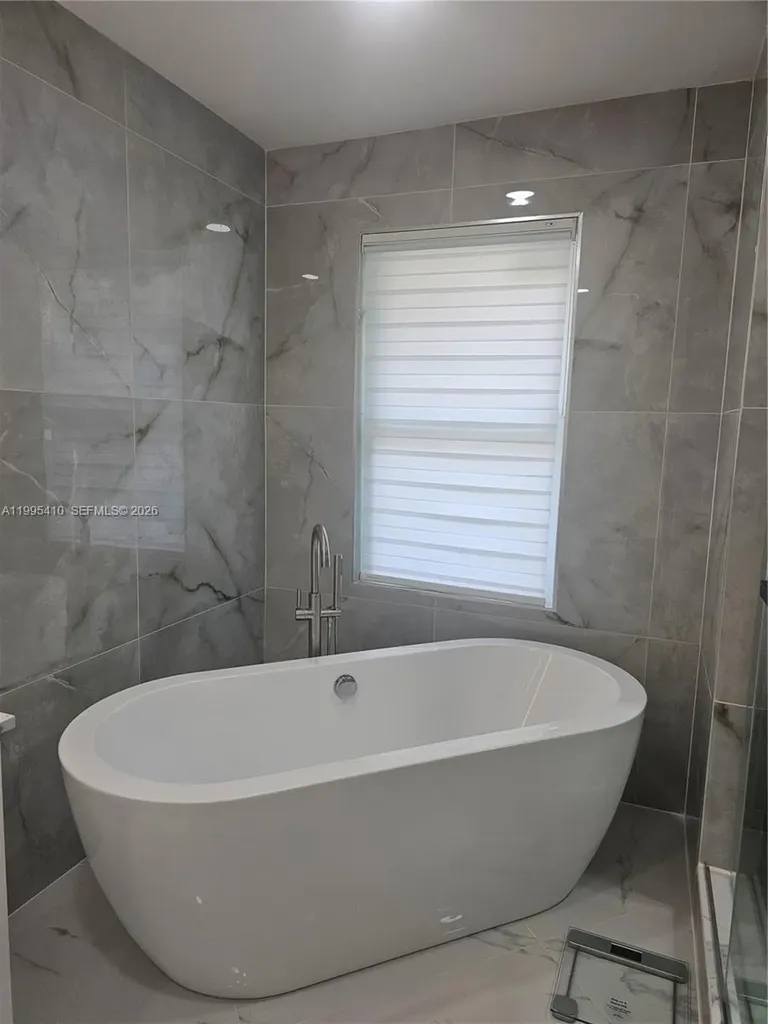 . Alford Court Palm Beach Gardens FL 33418