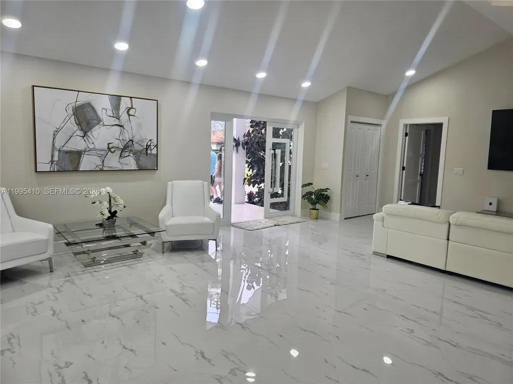. Alford Court Palm Beach Gardens FL 33418