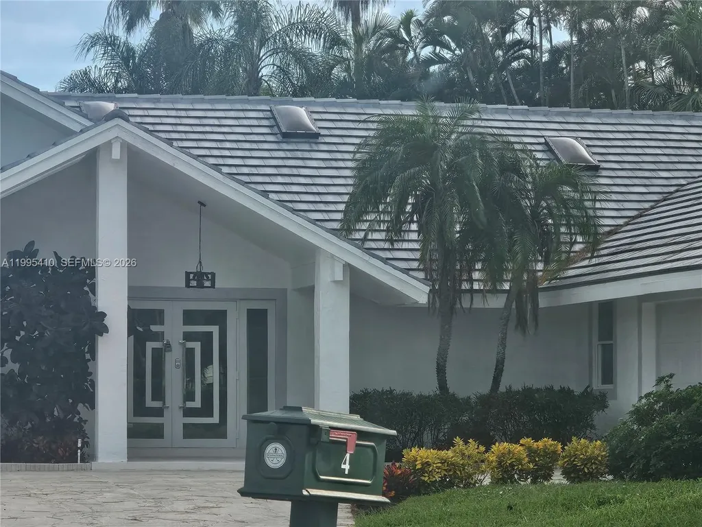 . Alford Court Palm Beach Gardens FL 33418