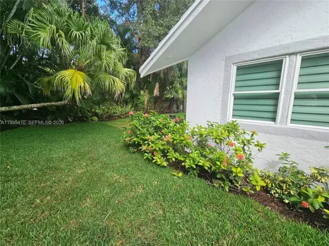 . Alford Court Palm Beach Gardens FL 33418