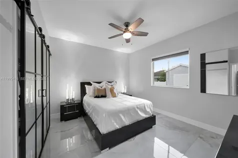 1024 NW 23 Cape Coral FL 33993