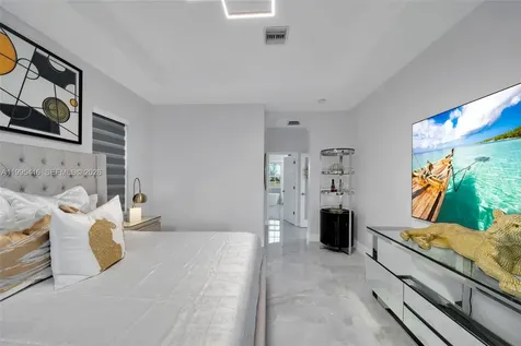 1024 NW 23 Cape Coral FL 33993
