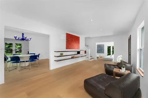 5812 Alton Road Miami Beach FL 33140