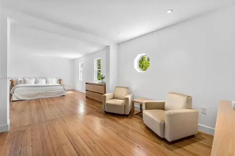 5812 Alton Road Miami Beach FL 33140