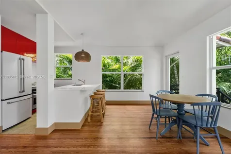 5812 Alton Road Miami Beach FL 33140