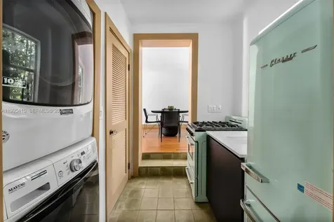 5812 Alton Road Miami Beach FL 33140
