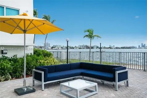 7501 E Treasure Drive North Bay Village FL 33141